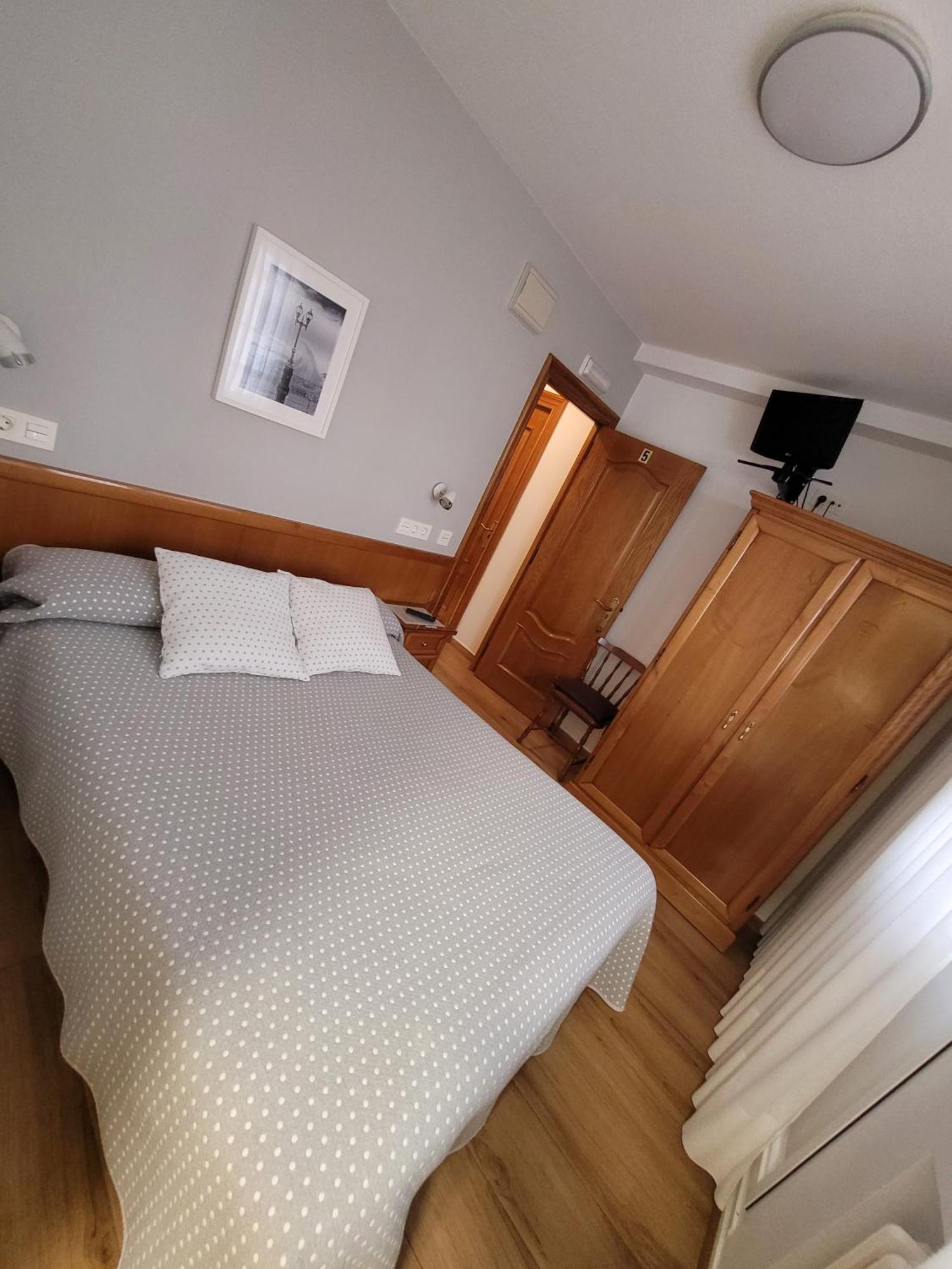 Hostal San Felix 기욘 외부 사진